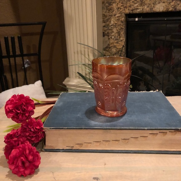Vintage Fenton Marigold Carnival Glass Butterfly & Berry Pattern Tumbler - Picture 1 of 5